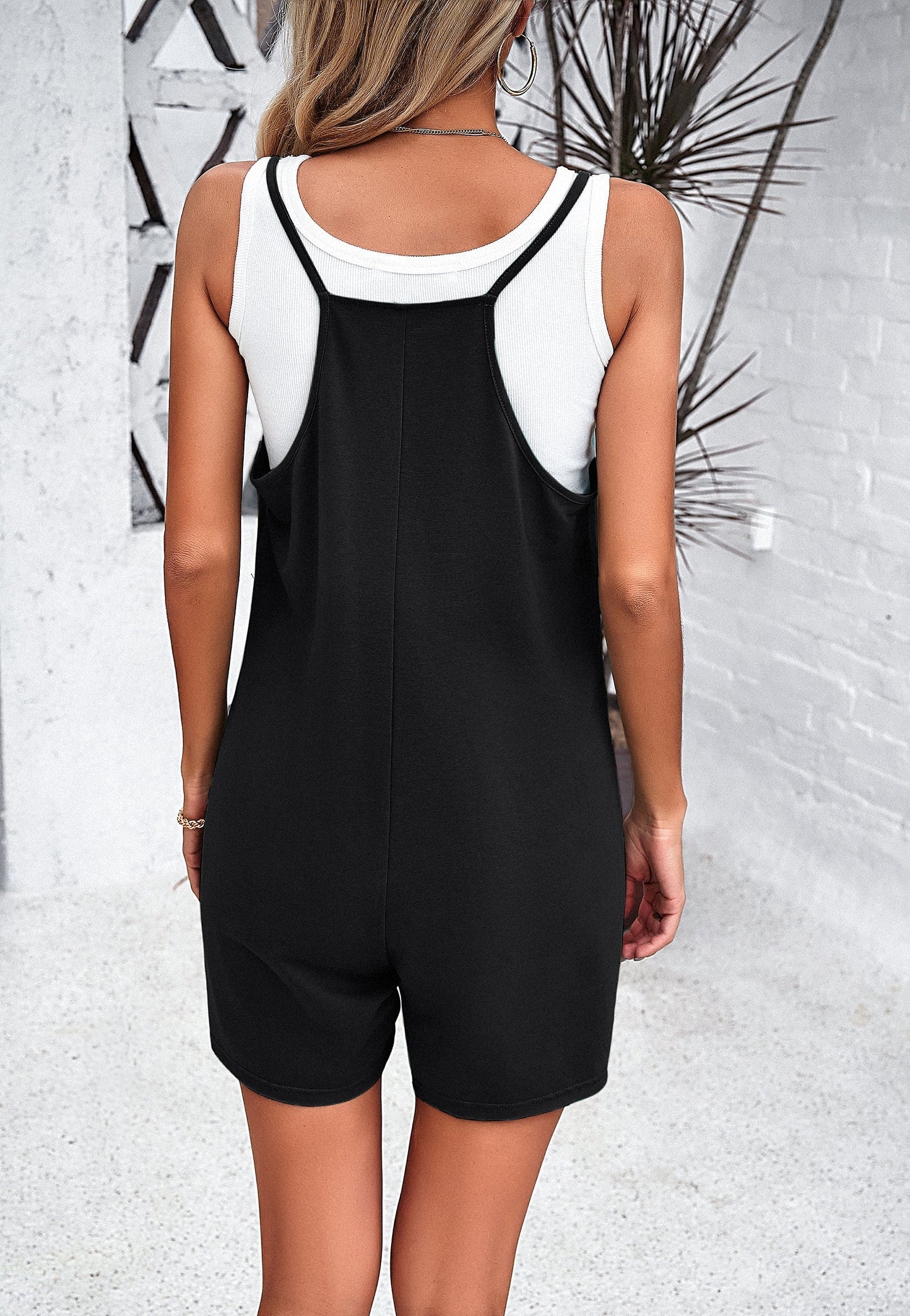 Casual Sleeveless Romper with Pockets