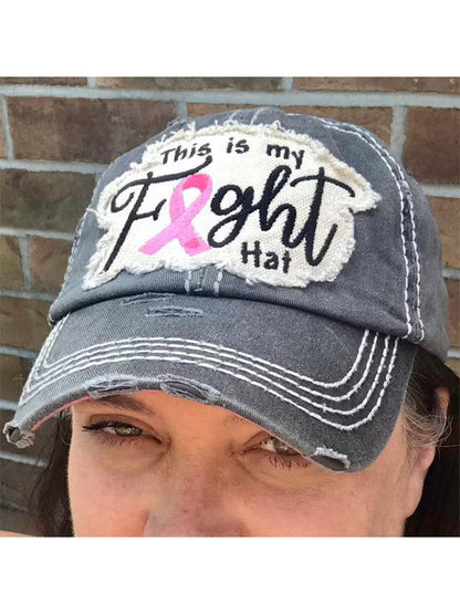 Dies ist die Baseballkappe „My Fight Hat“ mit aufgesticktem Distressed Pink Ribbon