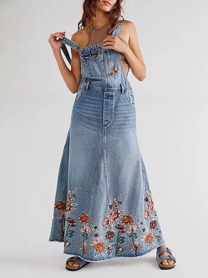 Latzkleid mit Blumenstickerei
