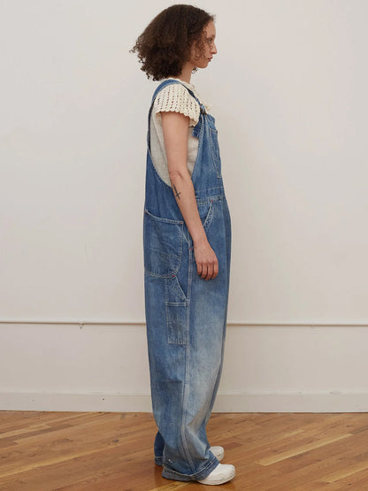 Oversized Latzhose im Vintage-Look mit weitem Bein