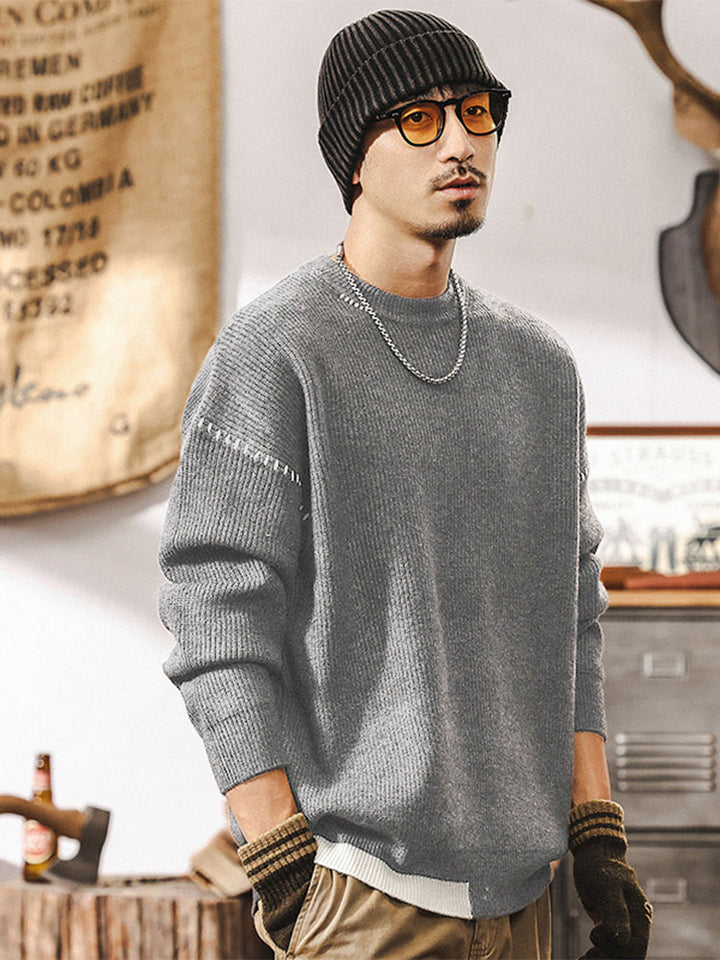 Maglione in maglia da uomo a girocollo, vestibilità ampia con dettagli a cuciture a contrasto