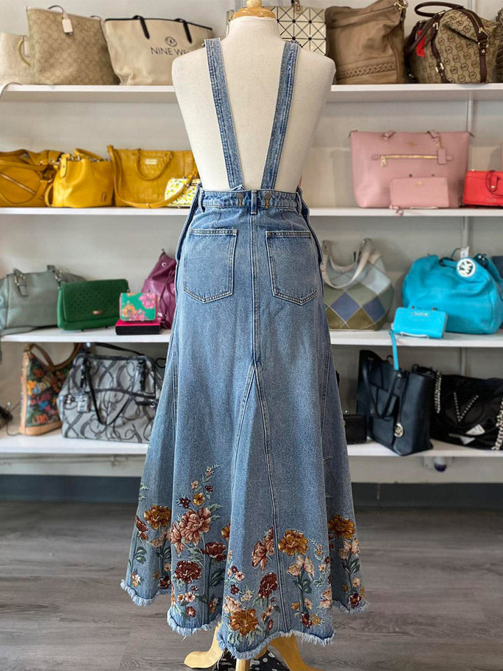 Robe salopette brodée de fleurs