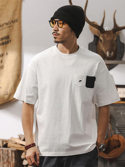 T-shirt da uomo a maniche corte con tasche a contrasto e vestibilità ampia

