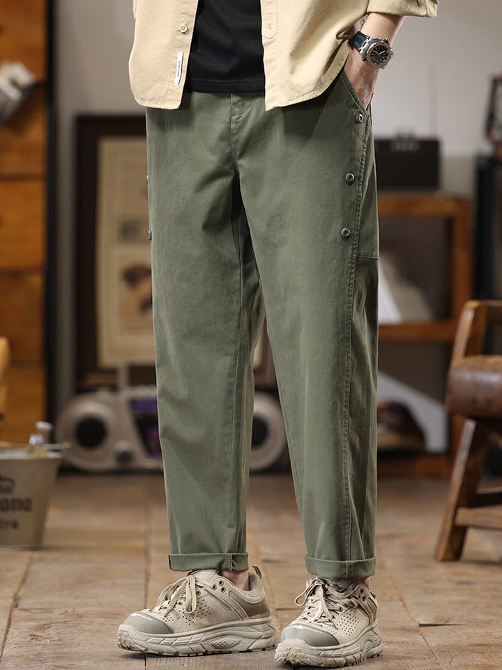Pantaloni cargo da uomo a gamba dritta con bottoni laterali decorativi