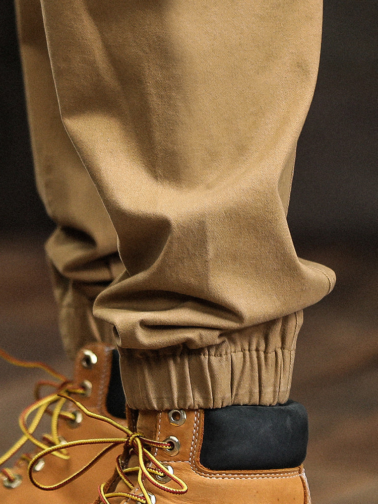 Pantalones cargo de hombre con cintura elástica y detalles de botones