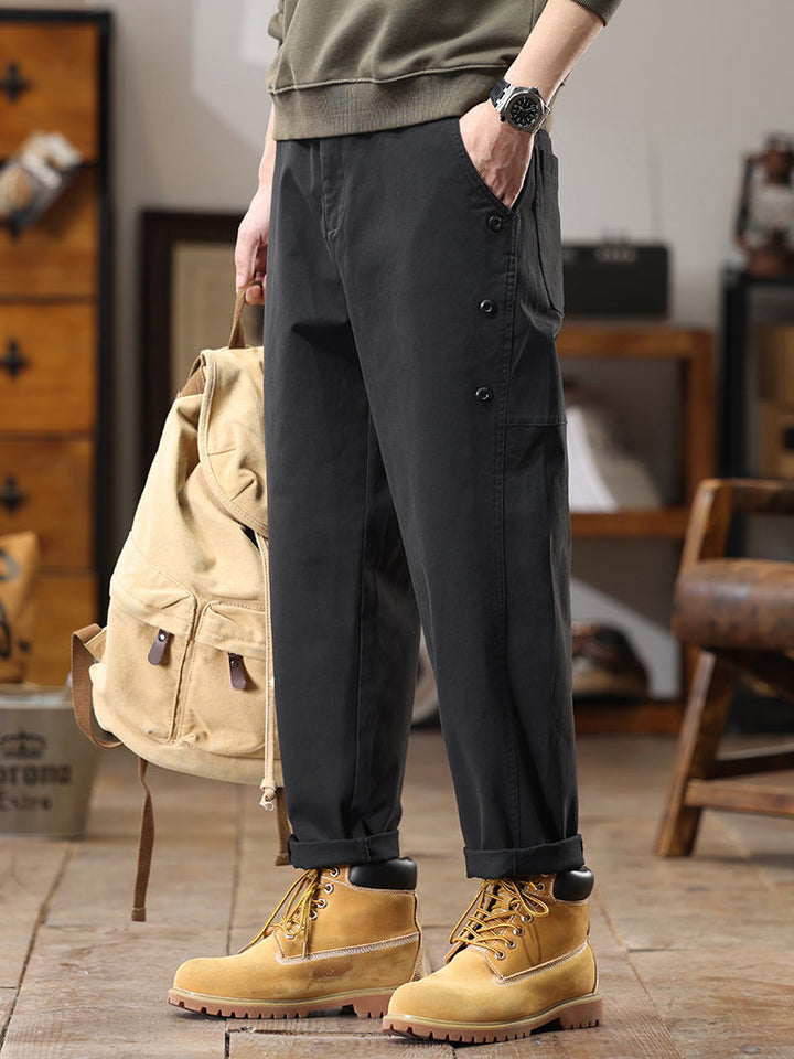 Pantaloni cargo da uomo a gamba dritta con bottoni laterali decorativi