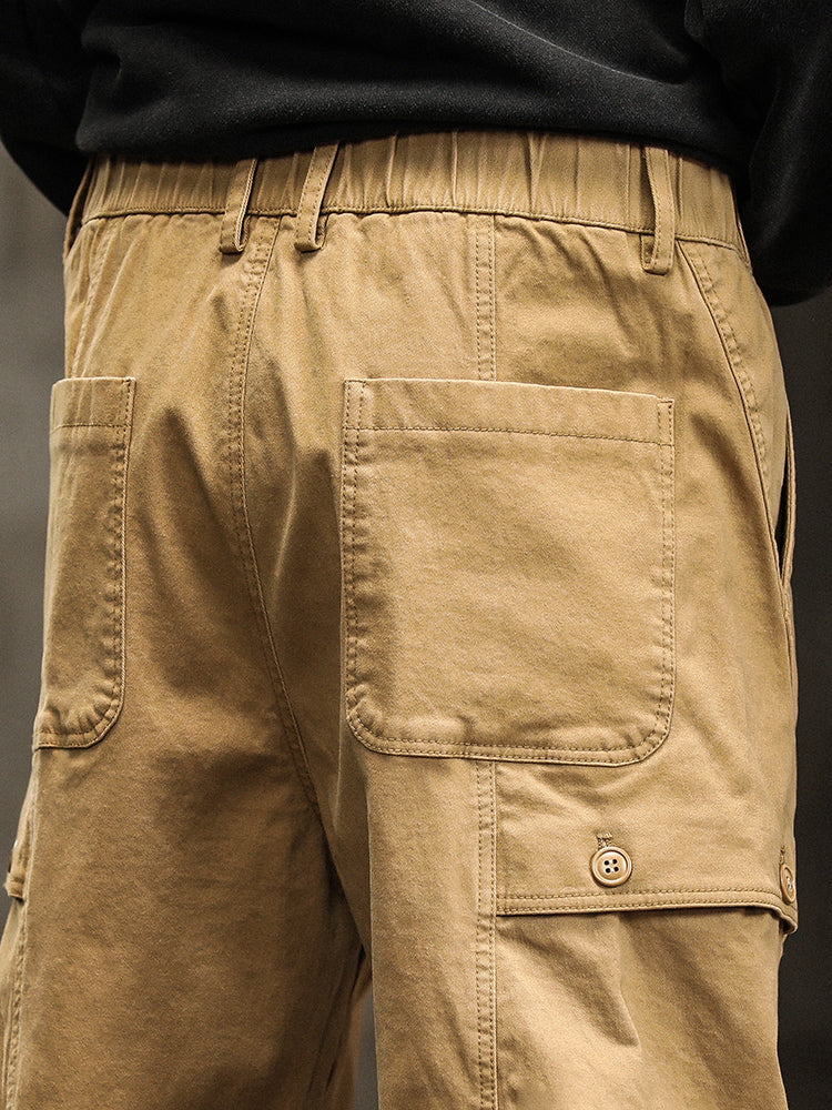 Herren-Cargohose mit elastischem Bund, Knopfleiste und schmal zulaufendem Bein