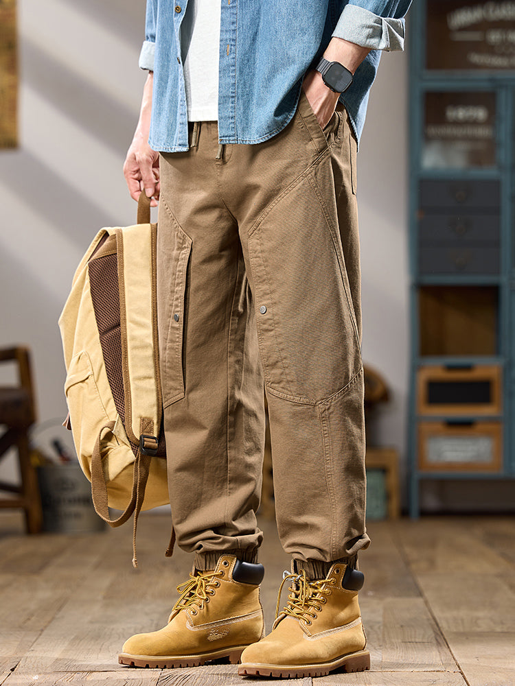 Pantalones cargo jogger de hombre de corte relajado con múltiples bolsillos