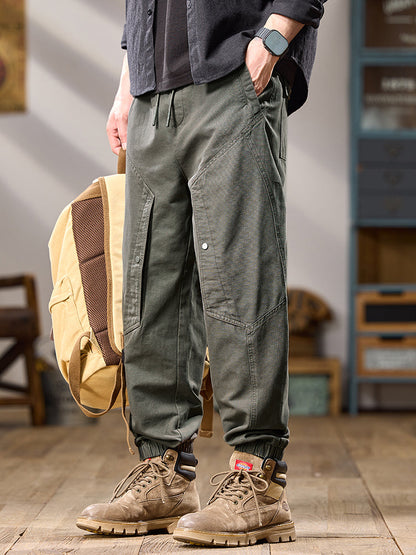 Pantalones cargo jogger de hombre de corte relajado con múltiples bolsillos