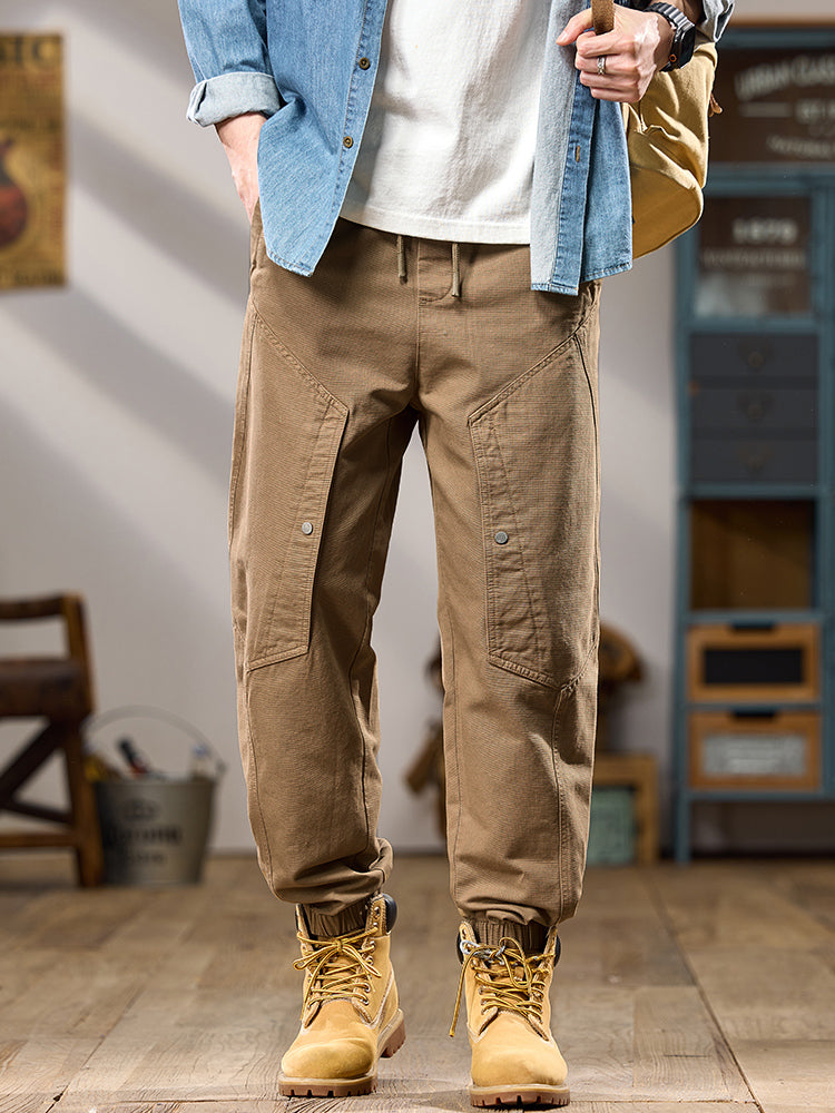Pantalones cargo jogger de hombre de corte relajado con múltiples bolsillos