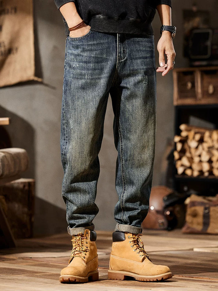 Pantalones vaqueros de hombre estilo retro con corte abullonado y múltiples bolsillos