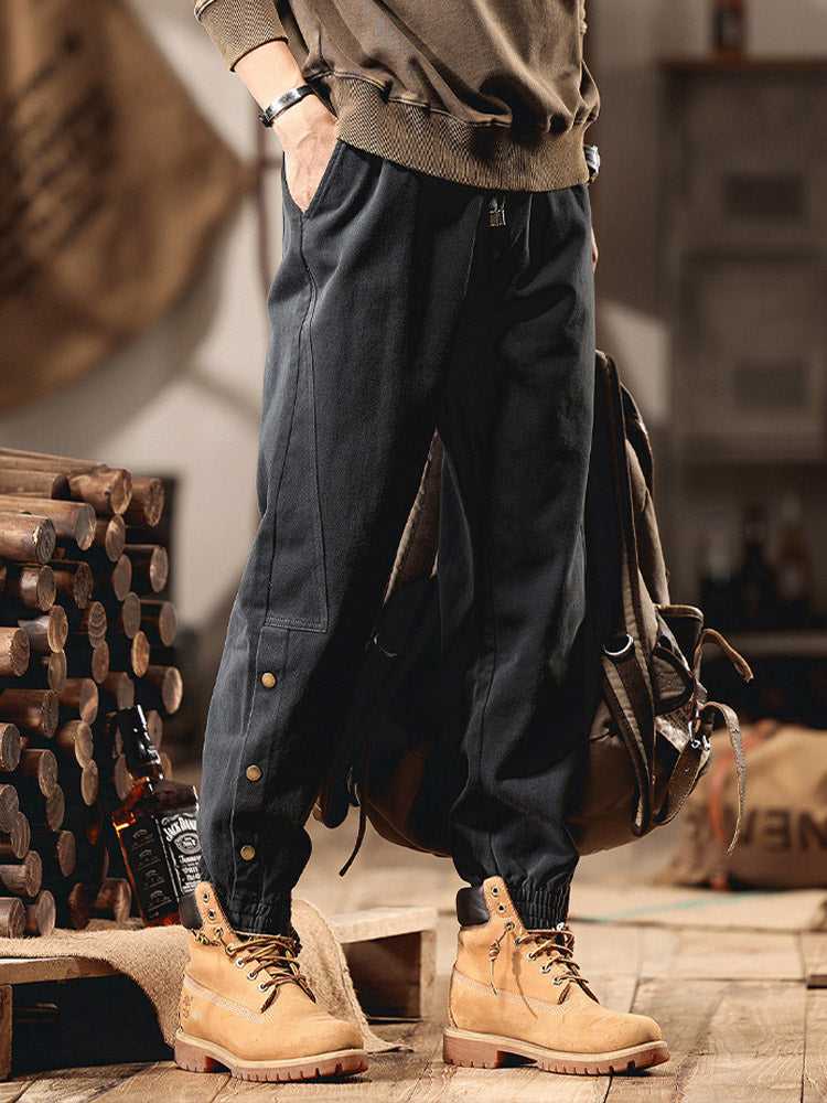 Herren Jogger-Hose aus 100% Baumwolle mit Knopfdetail an der Seite