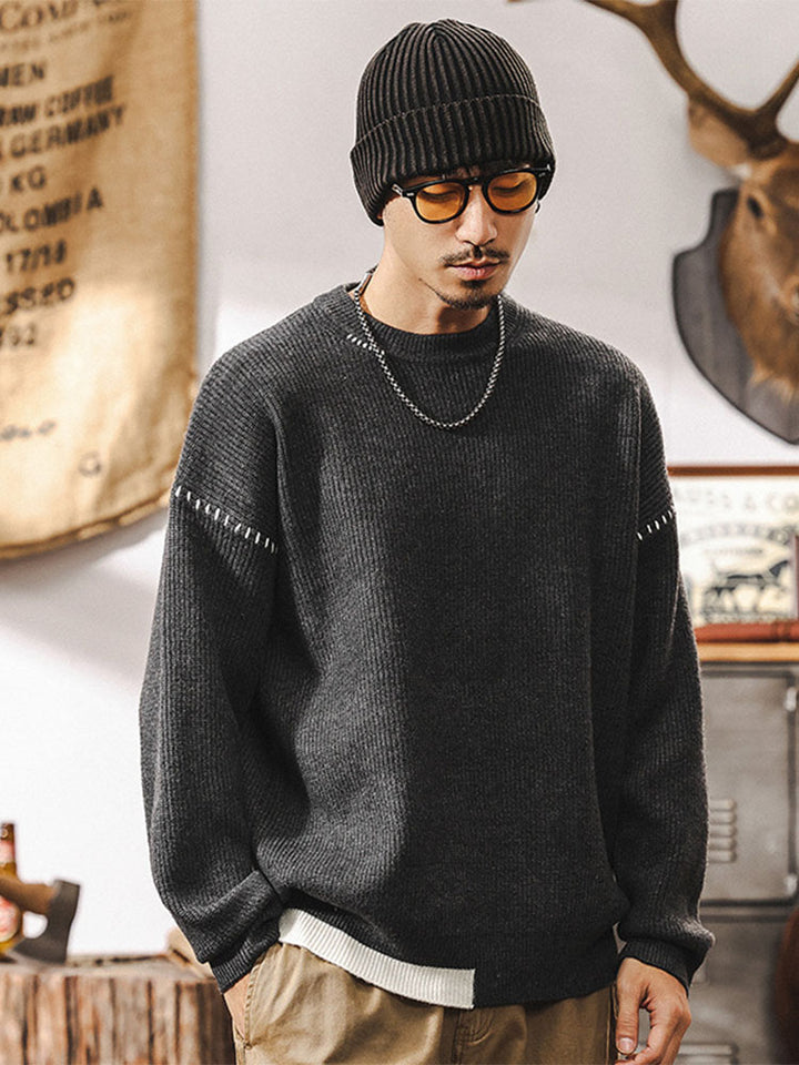 Maglione in maglia da uomo a girocollo, vestibilità ampia con dettagli a cuciture a contrasto