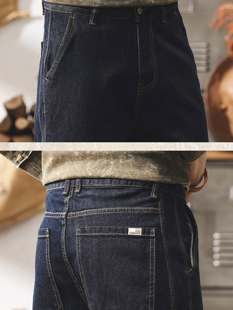 Herrenjeans mit weitem Bein, dunklem Denim und kontrastierenden Nähten im Retro-Stil