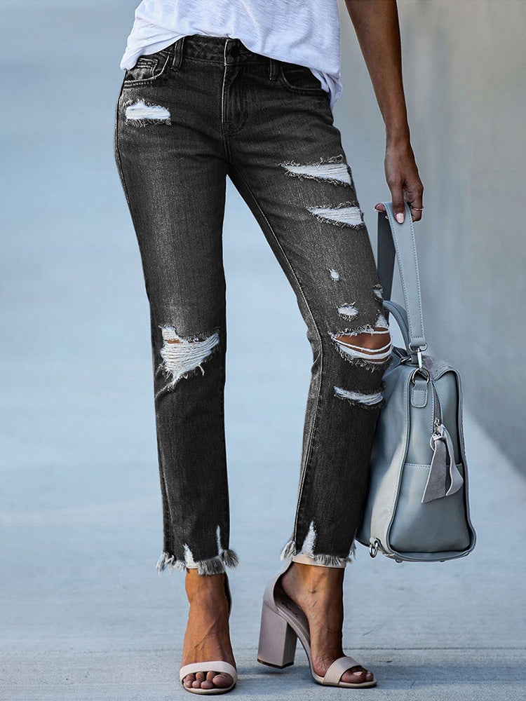 Knöchellange Jeans mit ungesäumtem Saum in Distressed-Optik